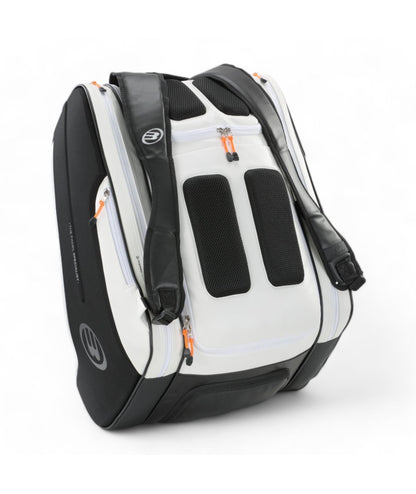 Paletero Bullpadel Hack Blanco 2025